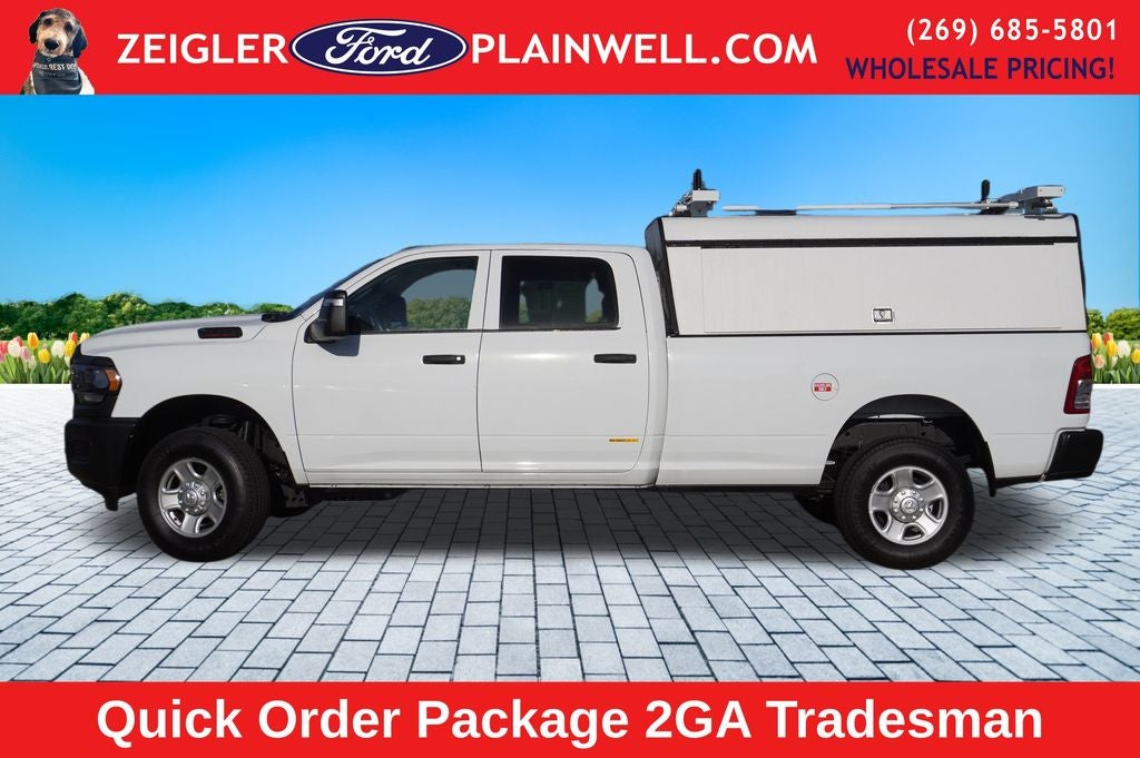 2023 RAM 3500 Tradesman CREW CAB 4X4 6.4L V8 REAR TOPPER