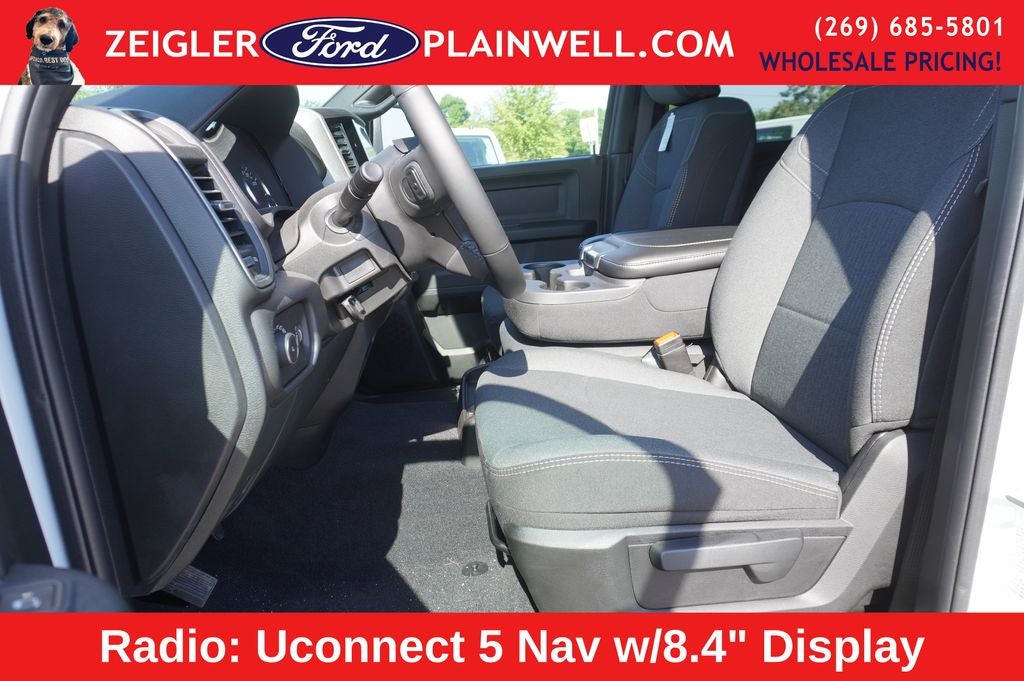 2024 RAM 3500 Tradesman CREW CAB 4X4 CUMMINGS TURBO DIESEL NAVIGATION