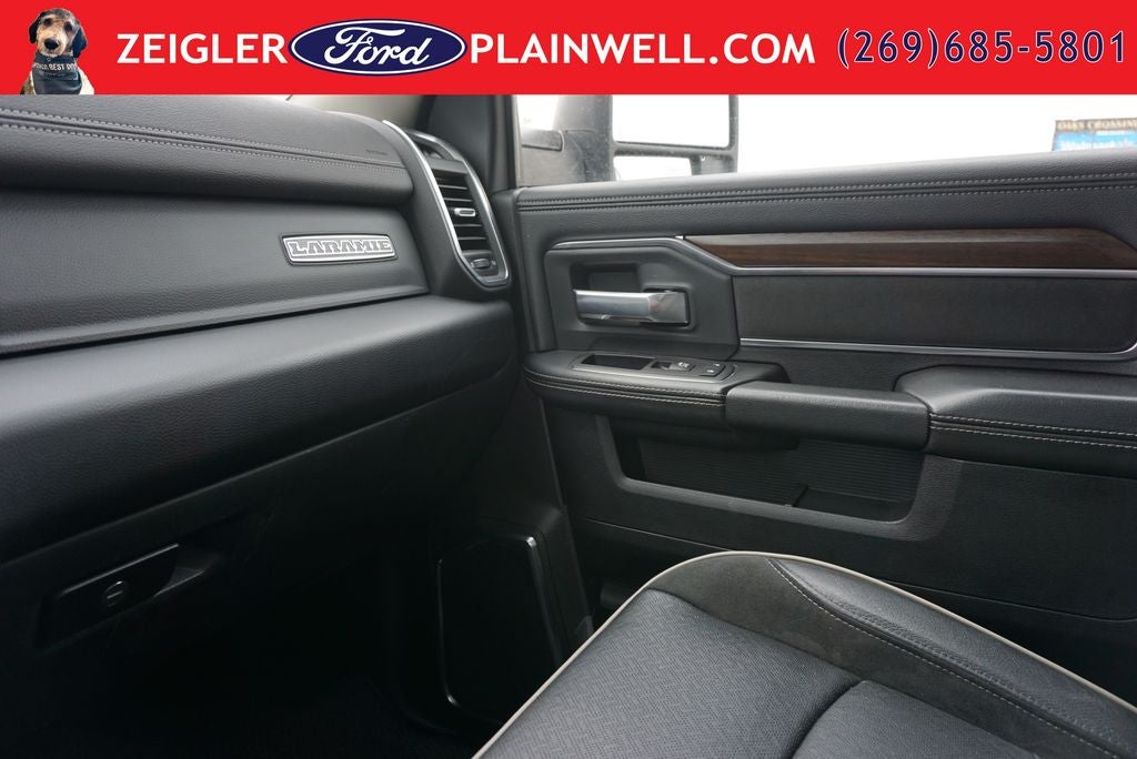2024 RAM 2500 Laramie CUMMINGS TURBO DIESEL CREW CAB 4X4 NAVIGATION LEAT