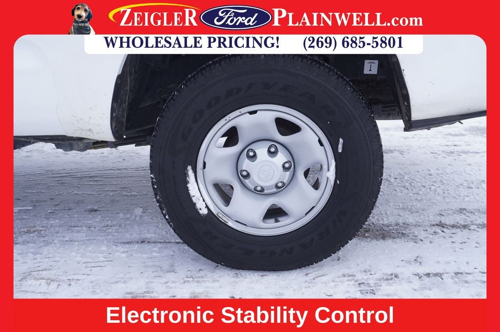 2021 Toyota Tacoma SR Access Cab Work Truck Rear Camera & Rear Topper