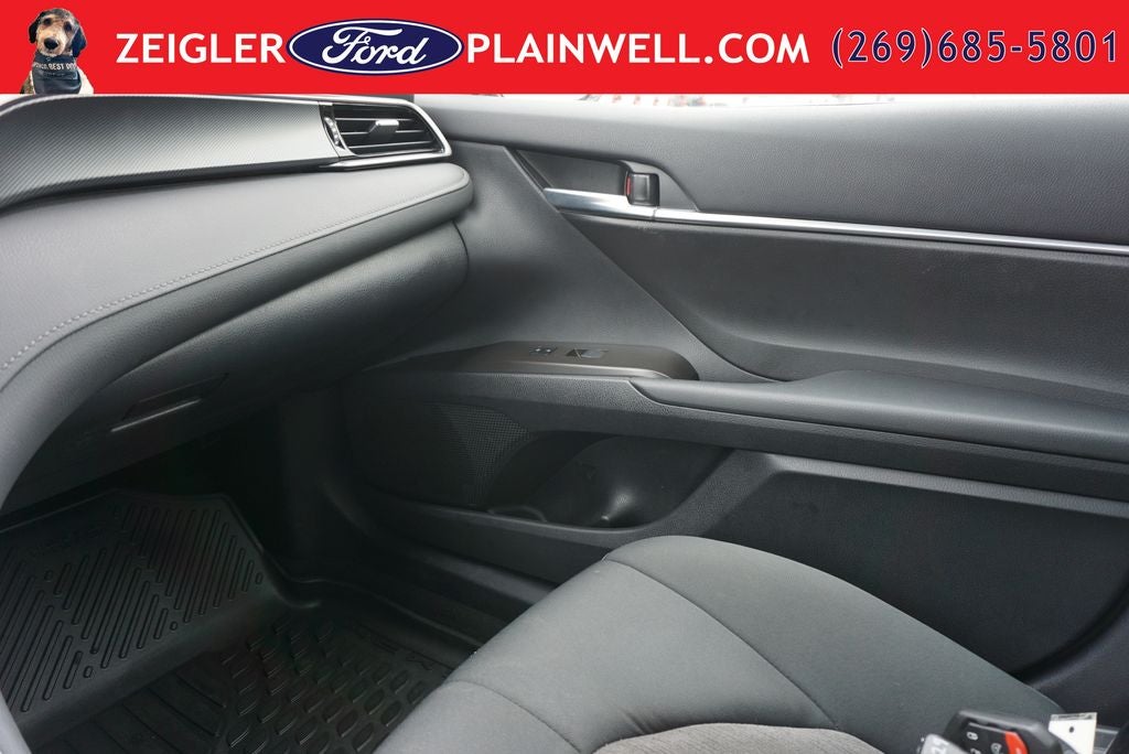 2024 Toyota Camry Hybrid LE