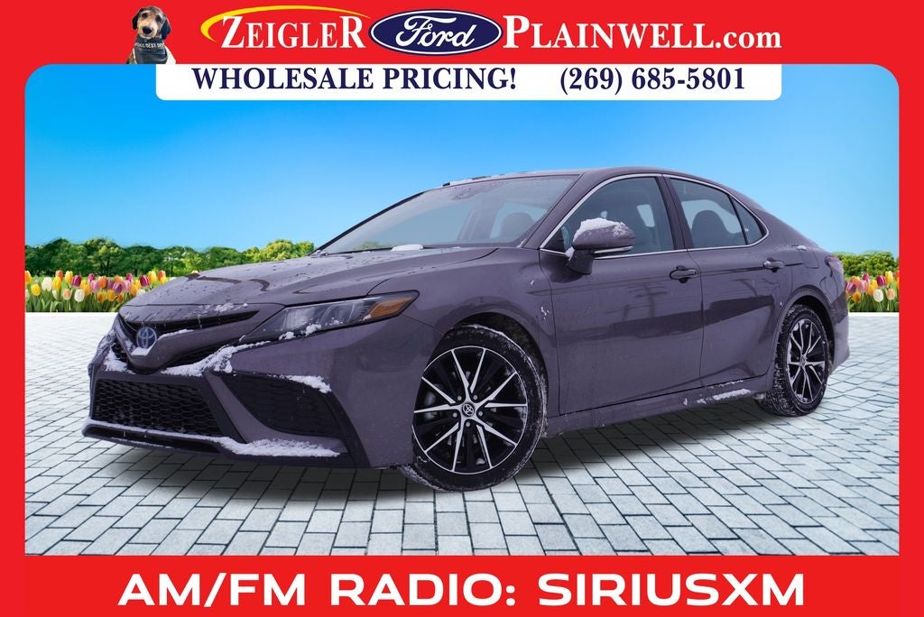 2023 Toyota Camry Hybrid SE