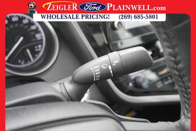 2023 Toyota Camry Hybrid SE