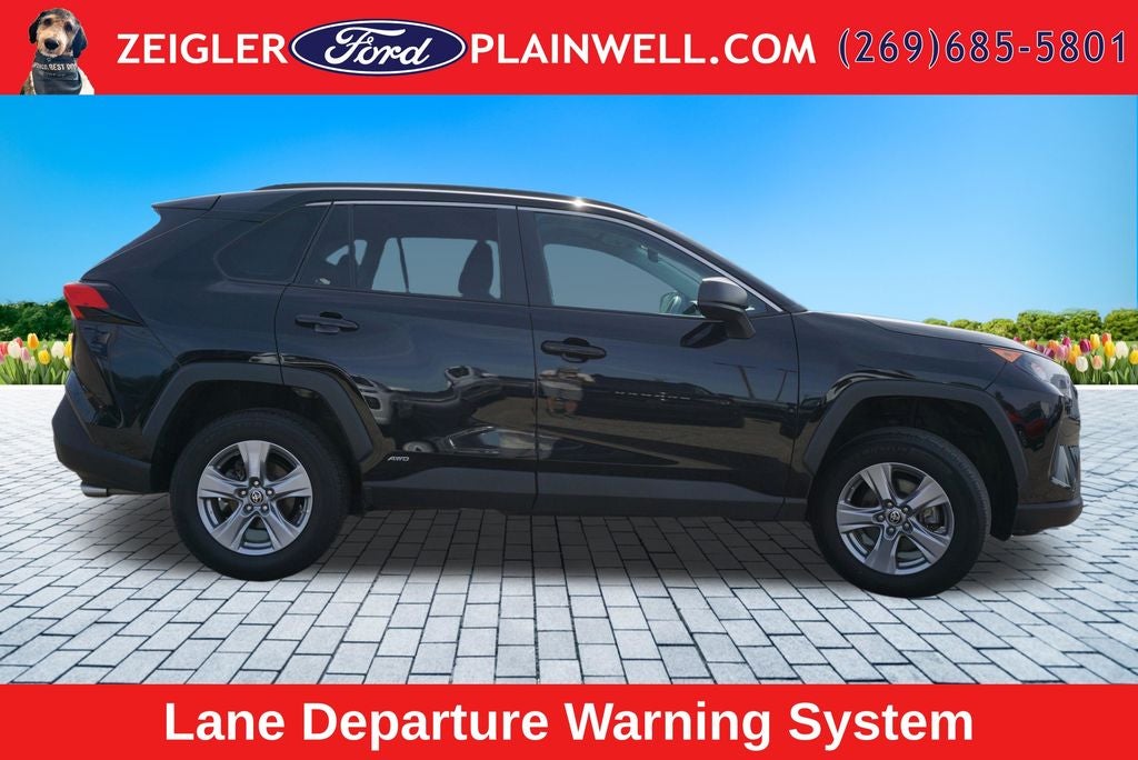 2022 Toyota RAV4 Hybrid LE