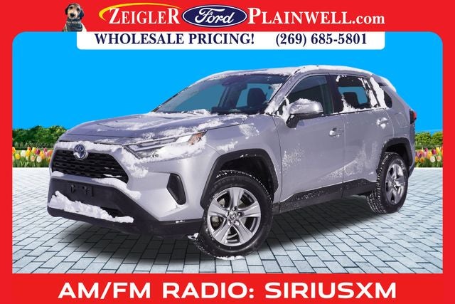 2022 Toyota RAV4 Hybrid XLE