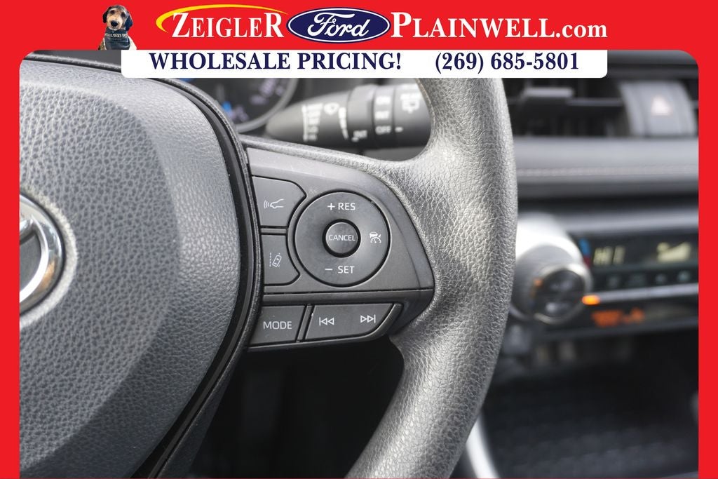 2022 Toyota RAV4 Hybrid XLE AWD Power Moonroof Rear Camera