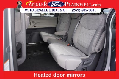 2021 Toyota Sienna LE 8 Passenger