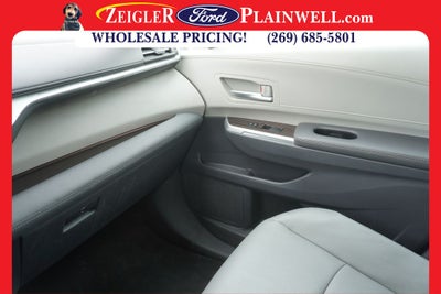 2023 Toyota Sienna XLE 7 Passenger