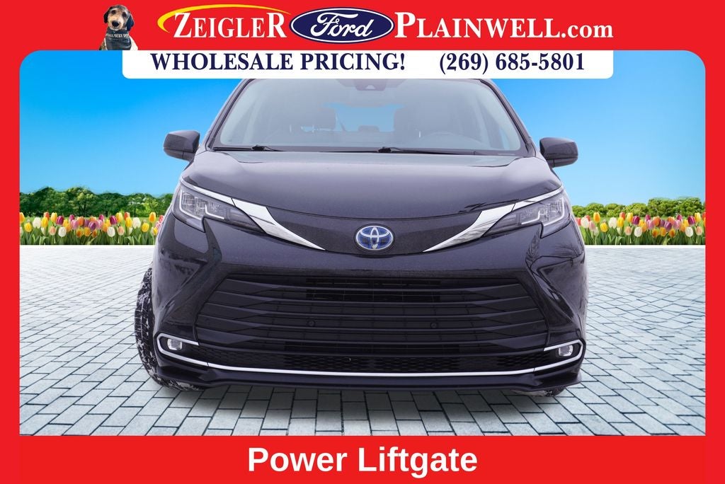 2023 Toyota Sienna XLE 7 Passenger