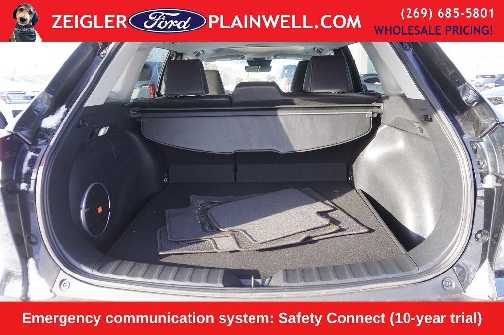 2023 Toyota Corolla Cross XLE AWD MOONROOF HEATED LEATHER BLIS REAR CAMERA