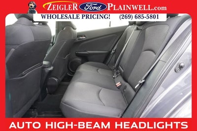 2022 Toyota Prius L HYBRID