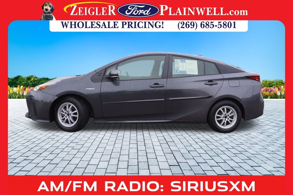 2022 Toyota Prius L HYBRID