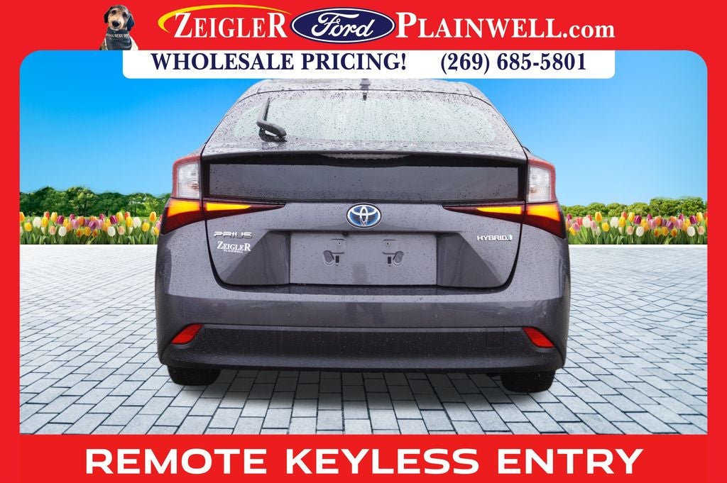 2022 Toyota Prius L HYBRID