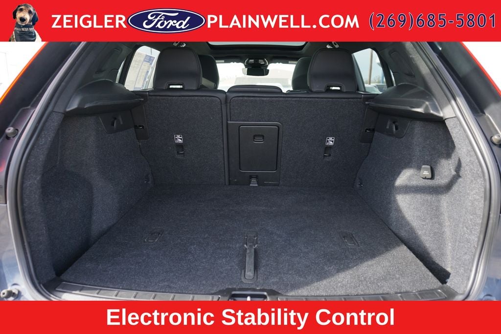 2022 Volvo XC40 Recharge Pure Electric P8 Plus