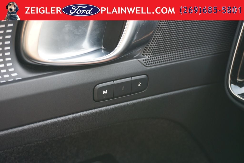 2022 Volvo XC40 Recharge Pure Electric P8 Plus