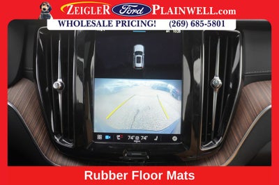 2023 Volvo XC60 B5 Ultimate Bright Theme