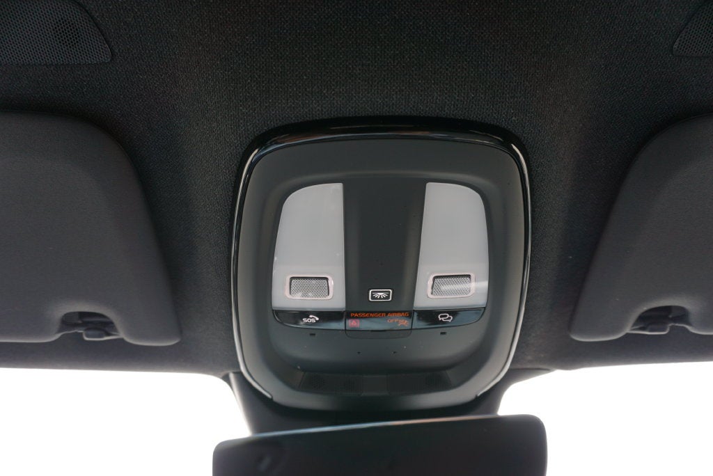 2024 Volvo XC40 B5 Core