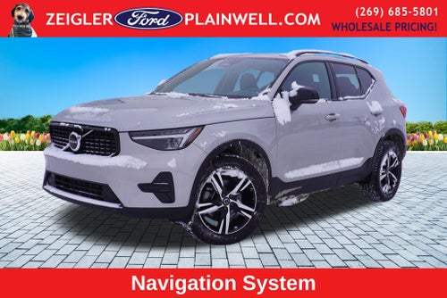 2024 Volvo XC40 B5 Core AWD