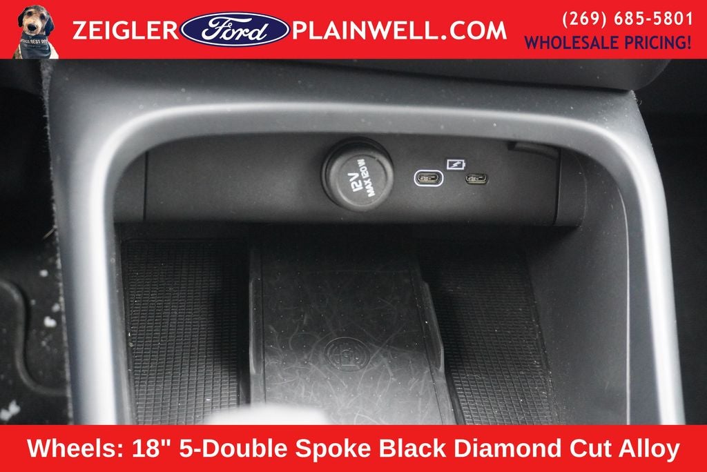 2024 Volvo XC40 B5 Core AWD