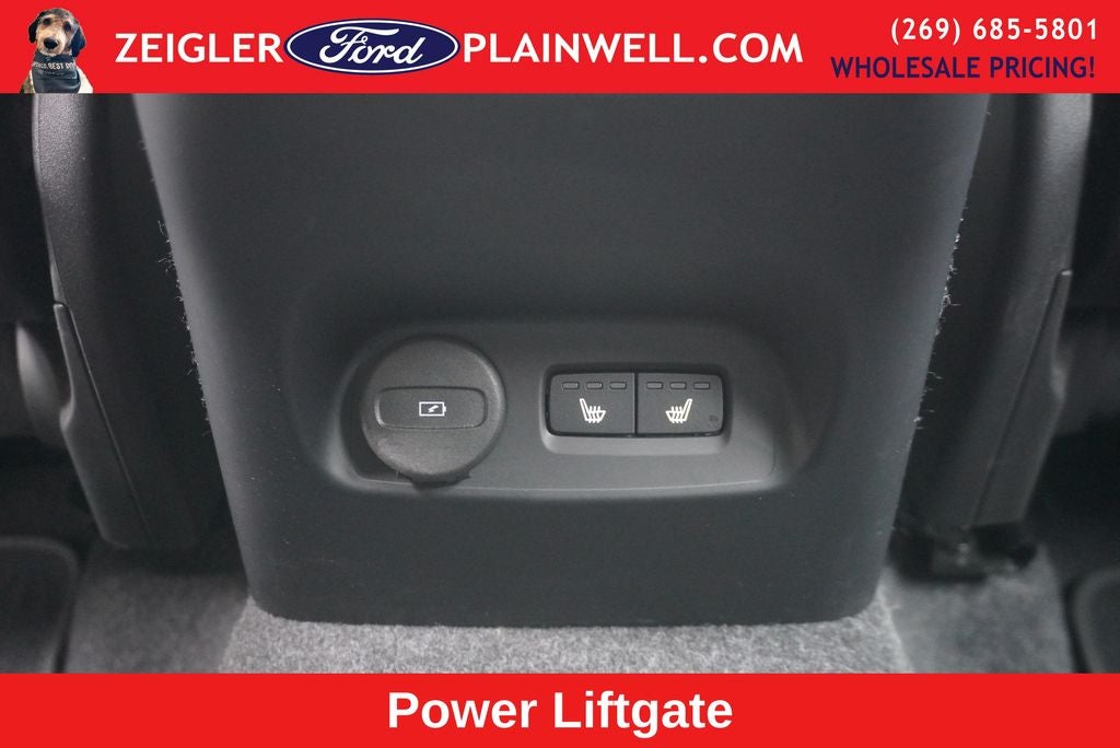 2024 Volvo XC40 B5 Core AWD