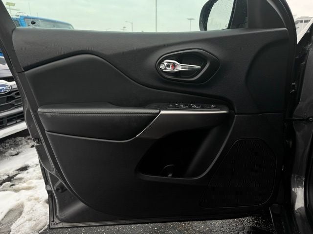 2021 Jeep Cherokee Latitude Lux 4X4