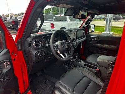 2025 Jeep Wrangler Sahara