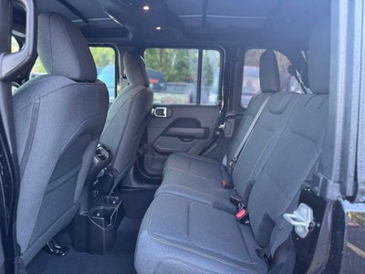 2025 Jeep Wrangler WRANGLER 4-DOOR SAHARA