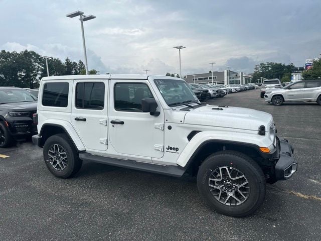 2025 Jeep Wrangler WRANGLER 4-DOOR SAHARA