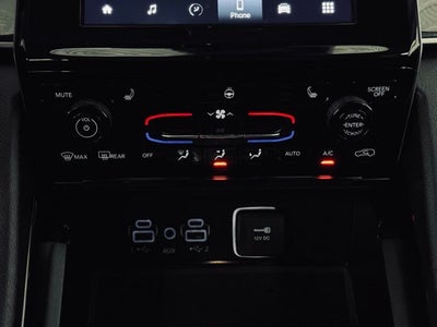 2023 Jeep Grand Cherokee Laredo 4x4