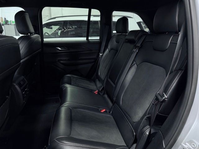 2025 Jeep Grand Cherokee Altitude 4x4