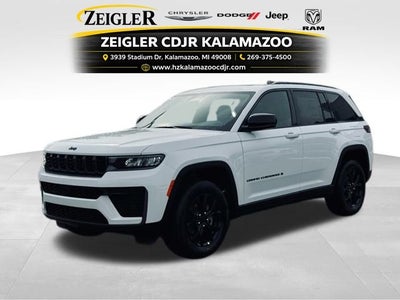 2026 Jeep Grand Cherokee GRAND CHEROKEE LAREDO ALTITUDE 4X4