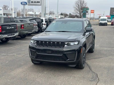 2026 Jeep Grand Cherokee GRAND CHEROKEE LAREDO ALTITUDE 4X4