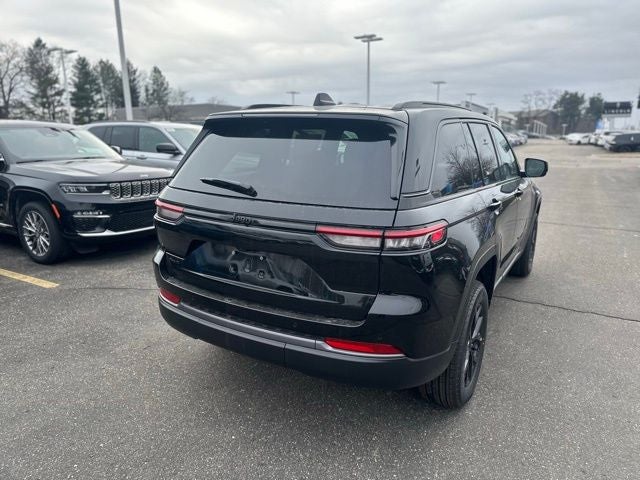 2026 Jeep Grand Cherokee GRAND CHEROKEE LAREDO ALTITUDE 4X4