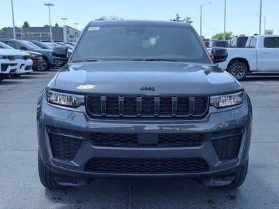 2026 Jeep Grand Cherokee GRAND CHEROKEE LAREDO ALTITUDE 4X4