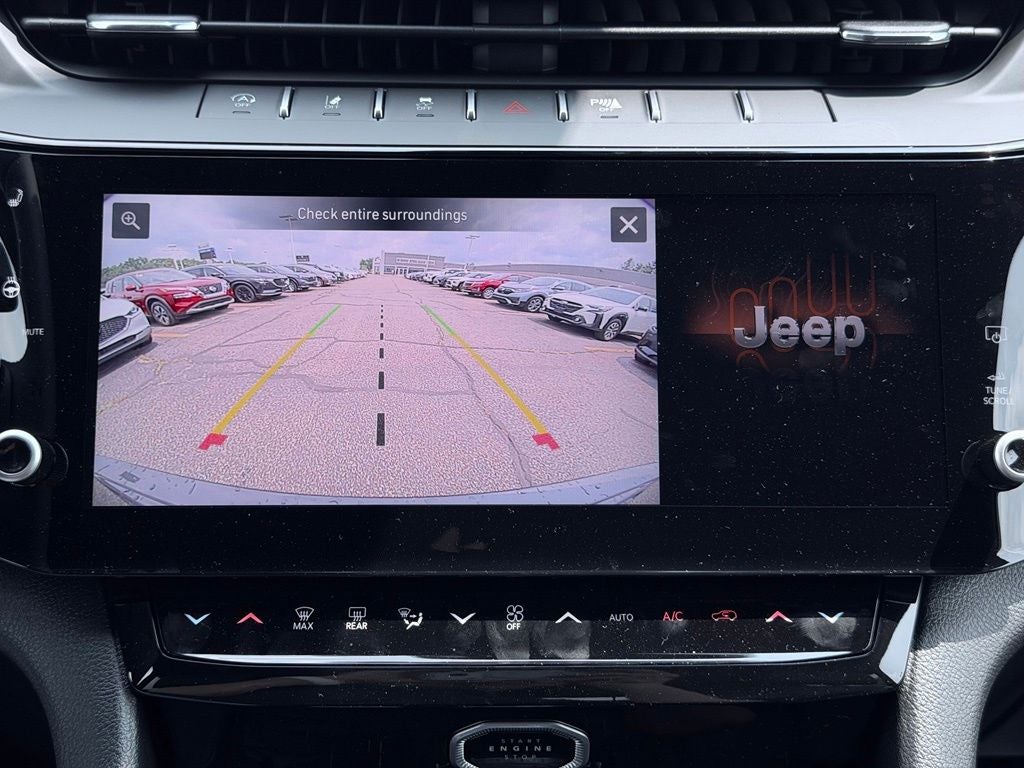 2026 Jeep Grand Cherokee GRAND CHEROKEE LAREDO ALTITUDE 4X4