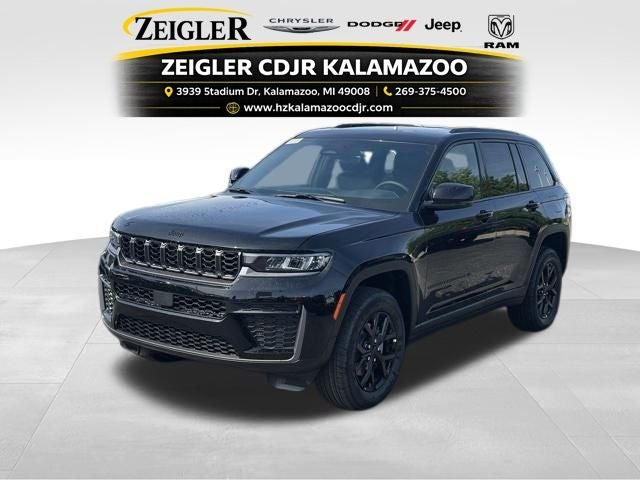 2026 Jeep Grand Cherokee Laredo Altitude 4x4's photo