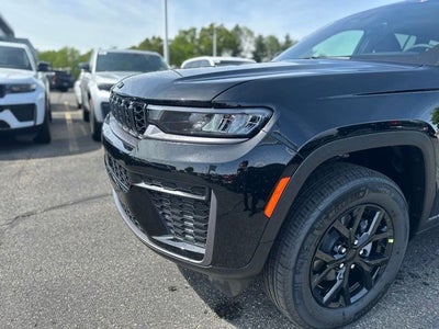 2026 Jeep Grand Cherokee GRAND CHEROKEE LAREDO ALTITUDE 4X4