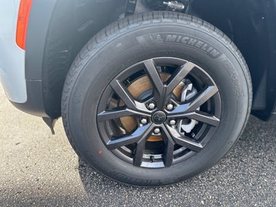 2027 Jeep Grand Cherokee Altitude