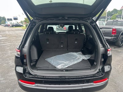 2027 Jeep Grand Cherokee Altitude