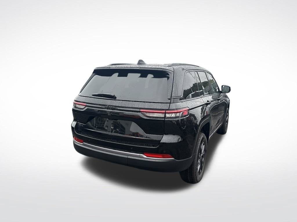 2027 Jeep Grand Cherokee Altitude