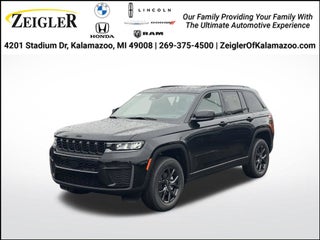 2027 Jeep Grand Cherokee Altitude