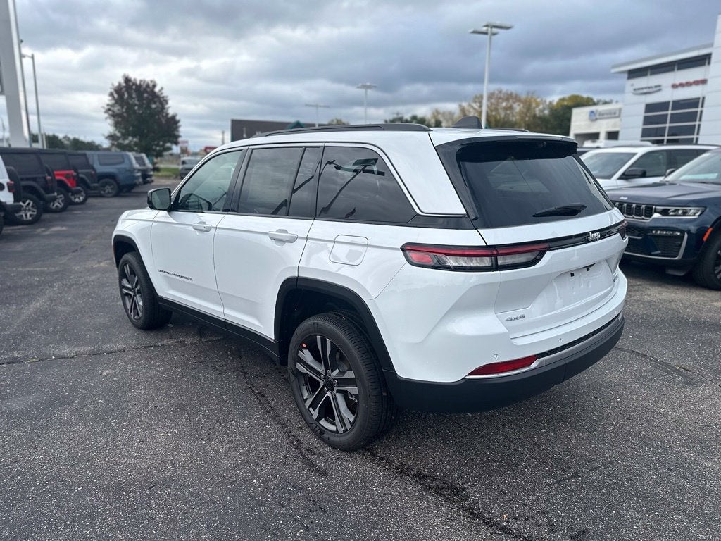 2027 Jeep Grand Cherokee Limited