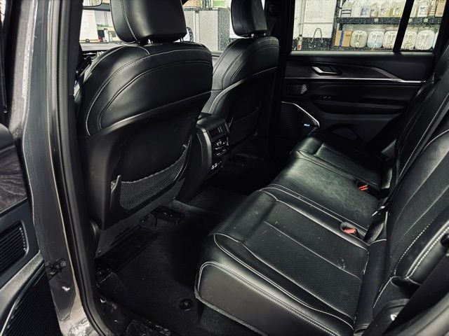 2022 Jeep Grand Cherokee Overland 4x4