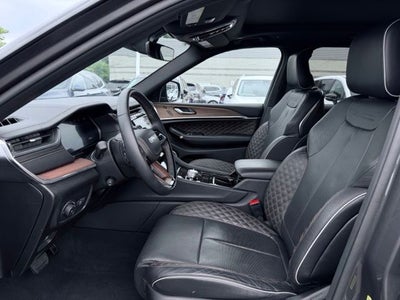 2025 Jeep Grand Cherokee Summit 4x4