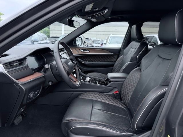 2025 Jeep Grand Cherokee Summit 4x4