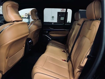 2025 Jeep Grand Cherokee GRAND CHEROKEE SUMMIT 4X4