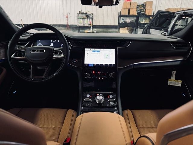 2025 Jeep Grand Cherokee GRAND CHEROKEE SUMMIT 4X4