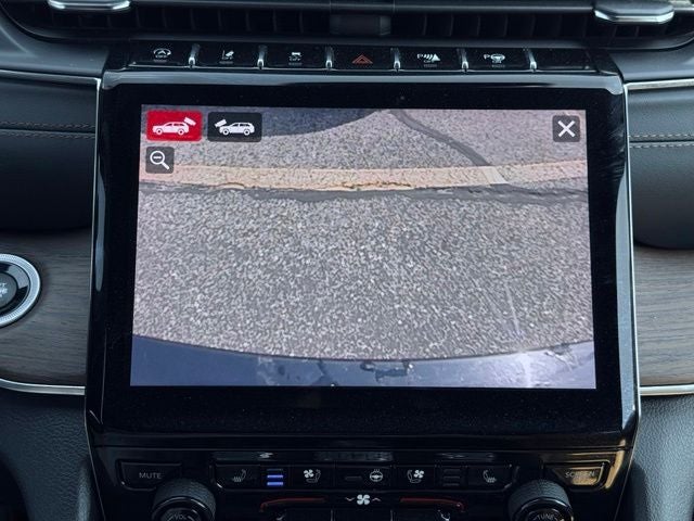 2023 Jeep Grand Cherokee Summit 4x4