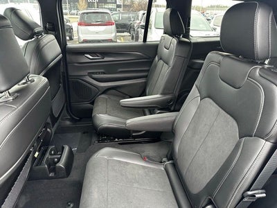 2025 Jeep Grand Cherokee L GRAND CHEROKEE L ALTITUDE X 4X4