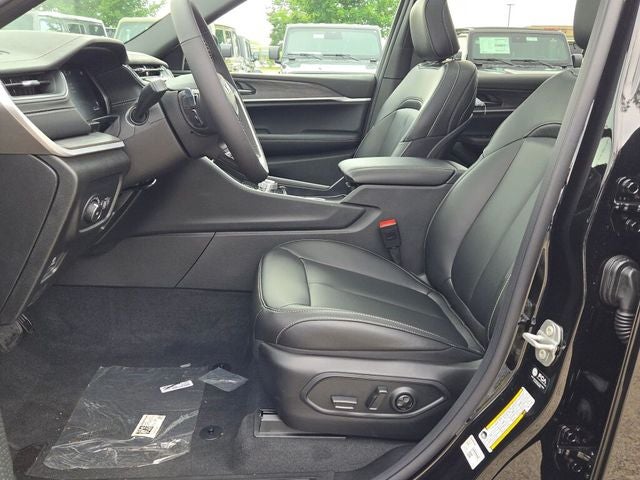 2025 Jeep Grand Cherokee L GRAND CHEROKEE L LIMITED 4X4